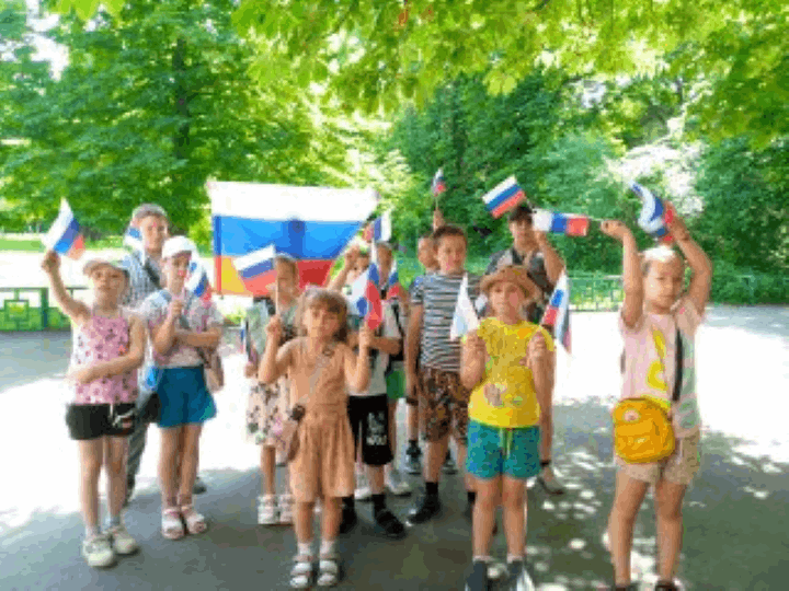 Познавательная игра «Я живу в России»