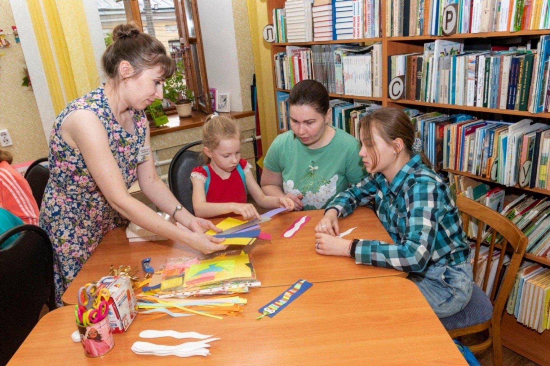 Творческое занятие «Ура! Каникулы!»
