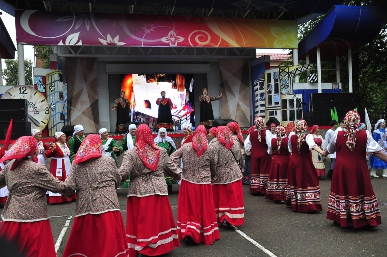 Концерт «Песня нас объединяет»