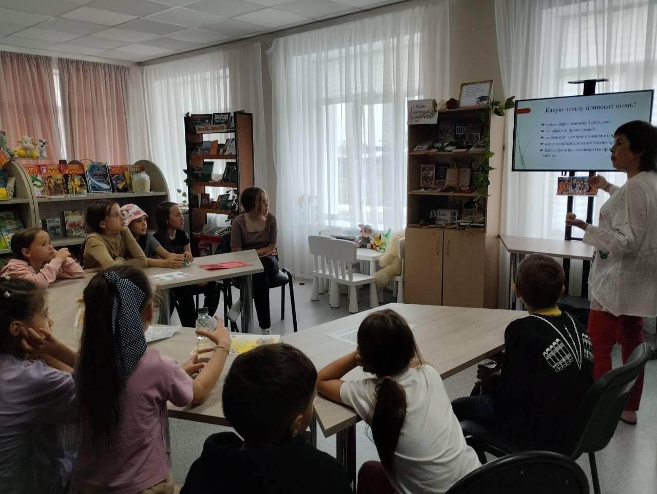 Познавательная беседа в рамках Всероссийской акции «Безопасность детства»: «Без пожара можно жить, если с правилами дружить»