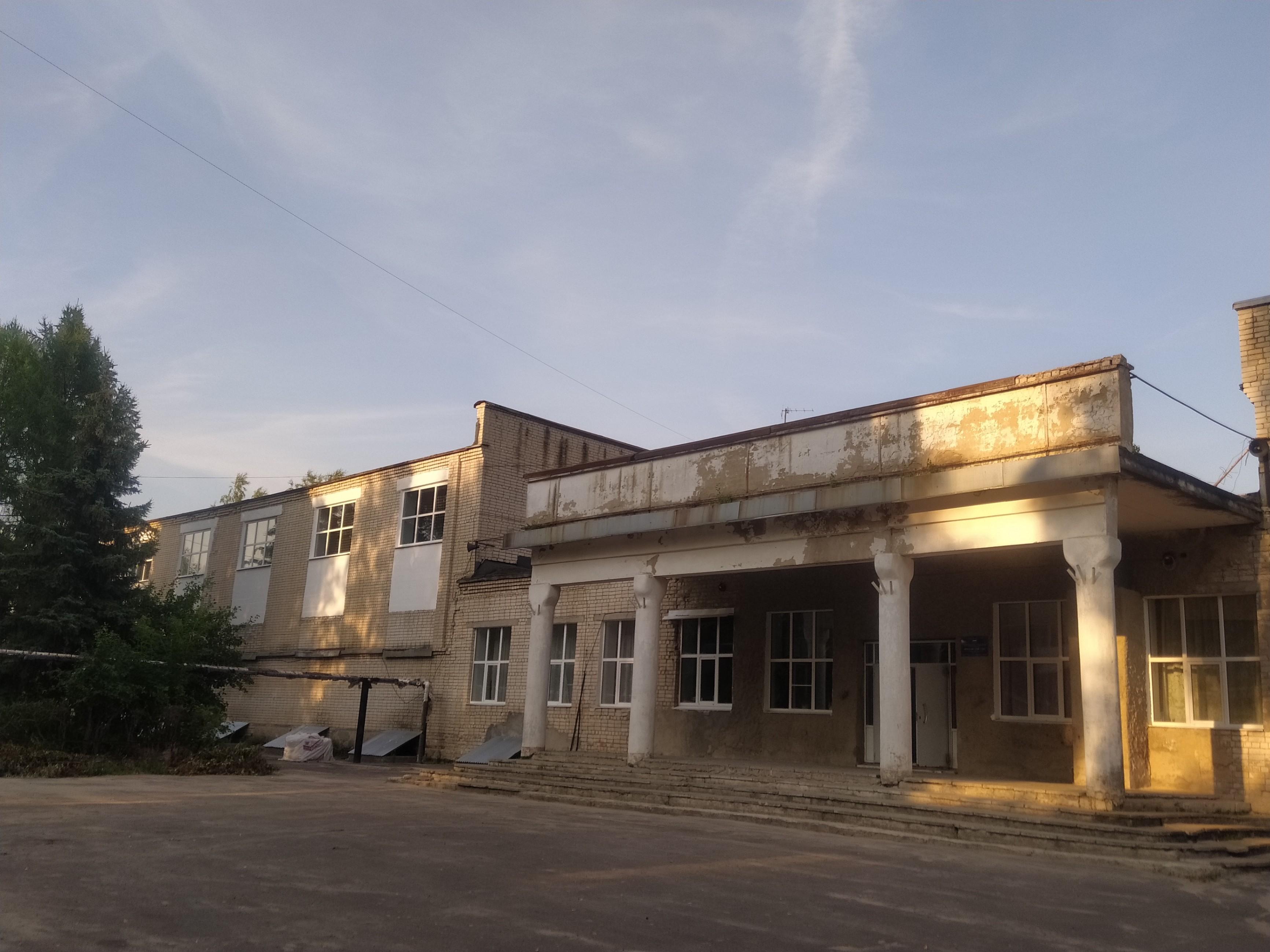 Г. Линдовский дк. Самойловка саратовская область. Тарба. Линдовская сш.