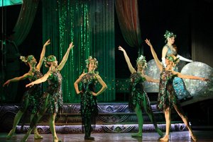 Спектакль «Веселая вдова»