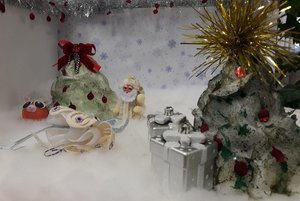 «Зимней праздничной порой» выставка инсталляция