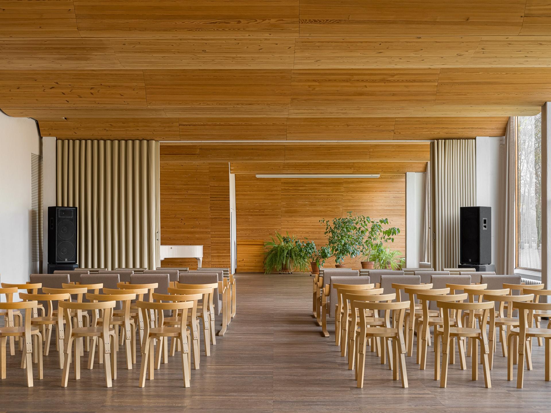 Концерт «Весеннее настроение»