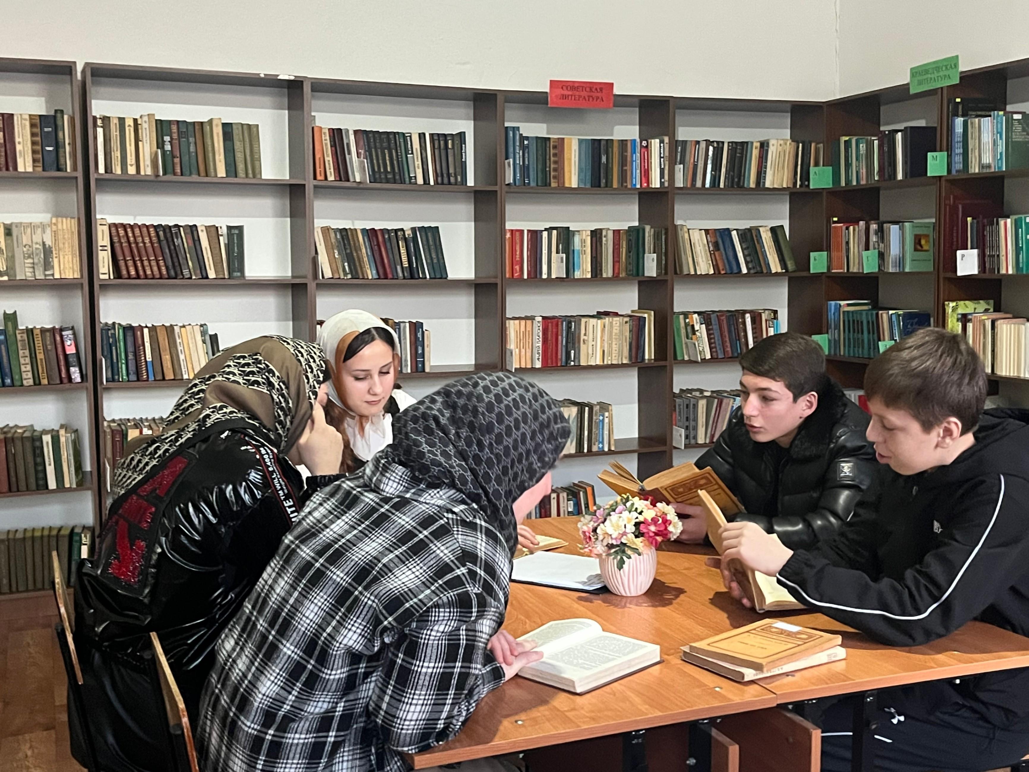 Час познаний «Первый космонавт»