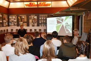 Игра «Героические страницы великой страны»