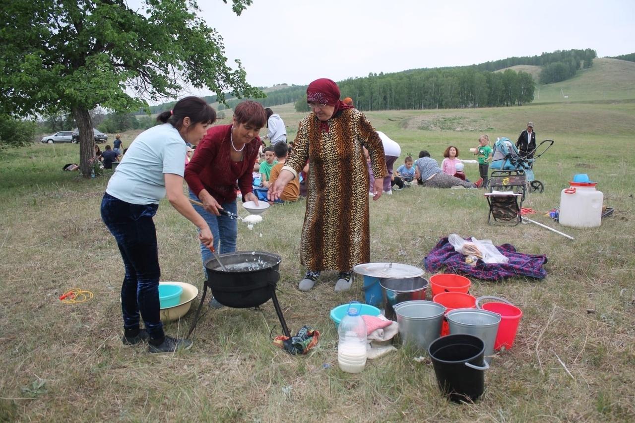 Фольклорный праздник«Ҡарға бутҡаһы»