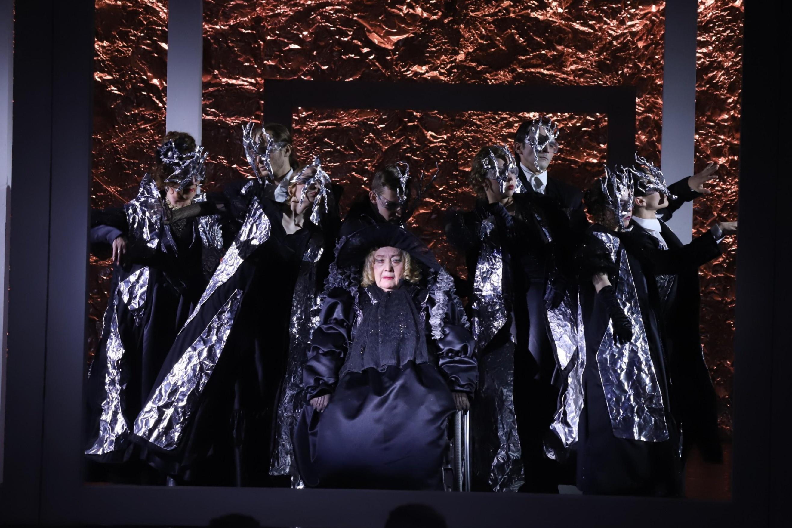 Спектакль «Маскарад»