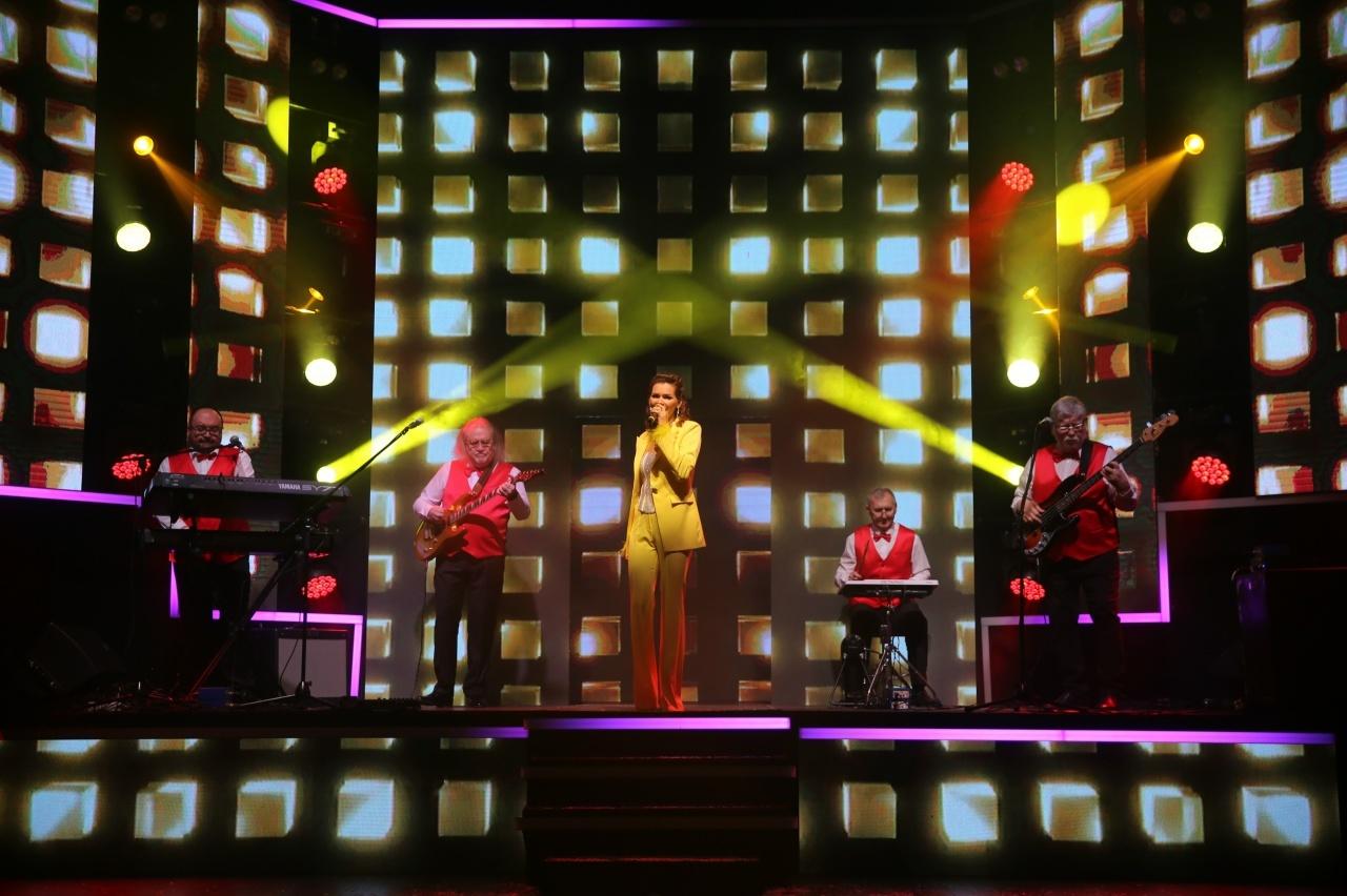 Музыкально-просветительский концерт «Песни, ставшие легендой»