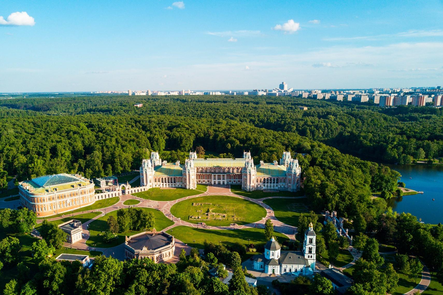 Экспозиции дворцово-выставочного комплекса Царицыно
