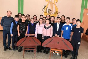 Мастер-класс на удмуртском инструменте крезе