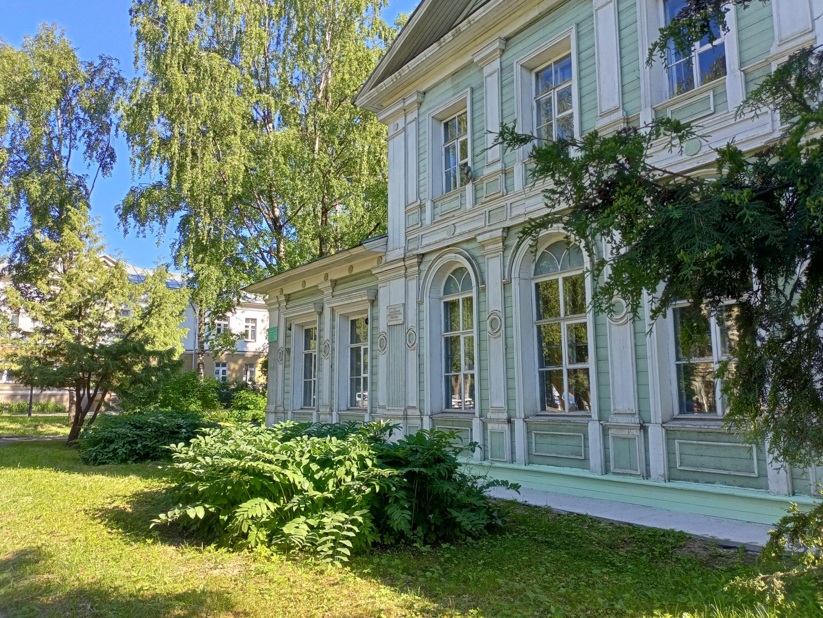 Экскурсия «Резная красота, или Кто вы, Анна Суворова?»