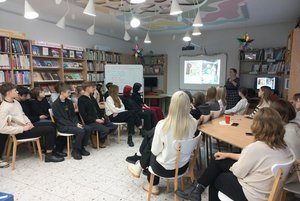 Игра «Писатели против читателей»