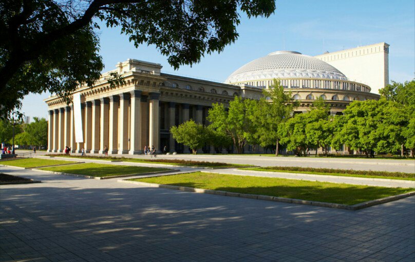 Сайт новат новосибирск. Новосибирский Академический театр. Оперный театр НОВАТ. НОВАТ театр оперы и балета. Новосибирск Великий оперный.