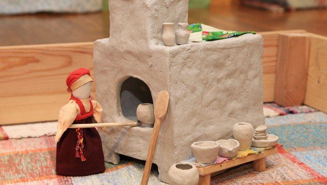 Познавательная программа «В каждой избушке, свои игрушки»