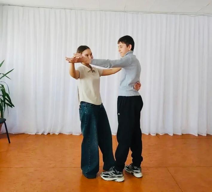 Мастер-класс «Вальс Победы»