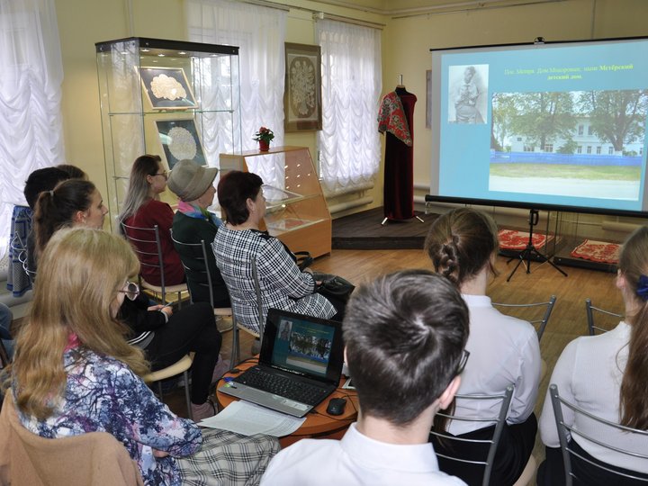 <small>Автор: Лебедева Марина.</small> <small>Источник: ГБУК ВО МХМ.</small>