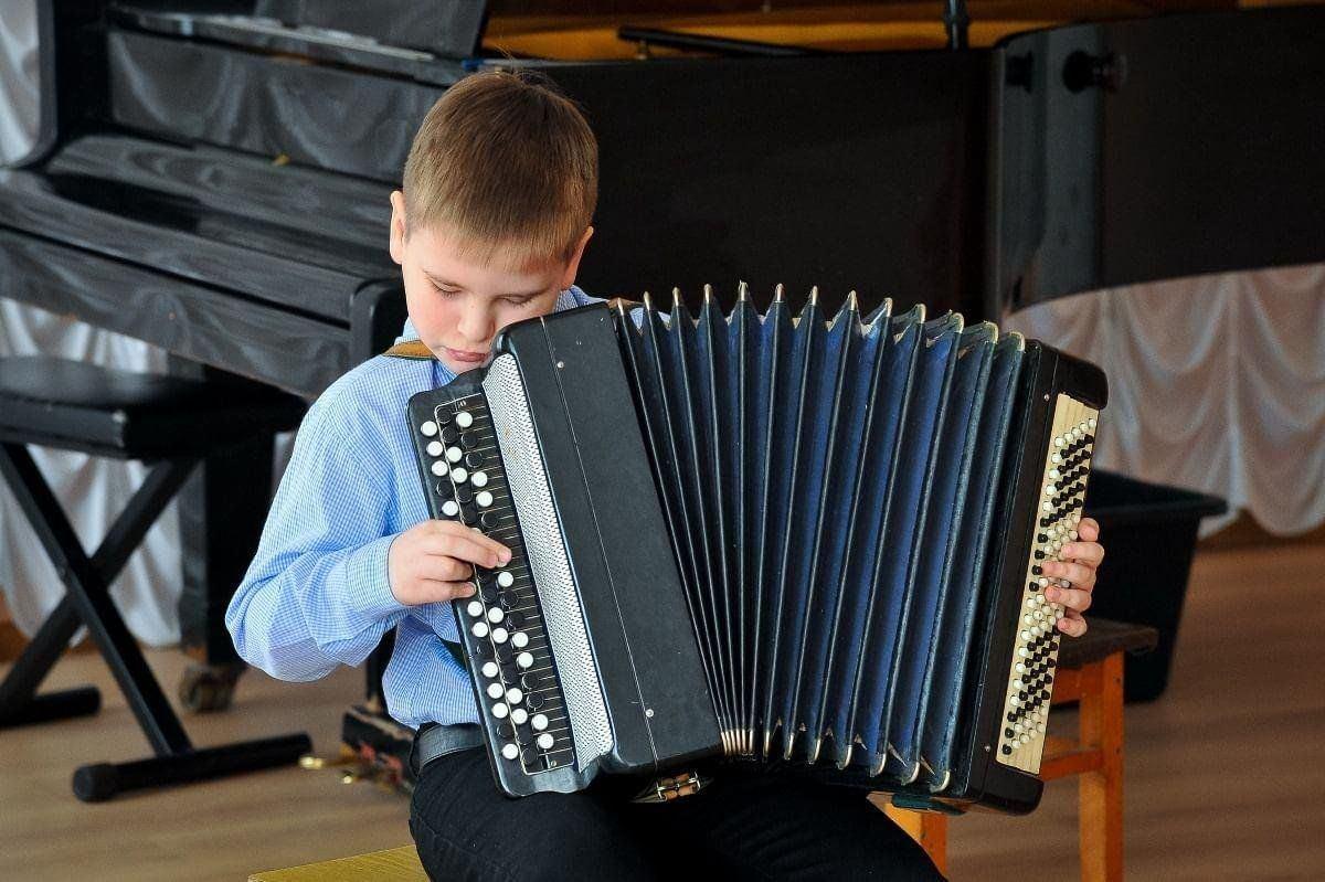 Мастер-класс «Учимся играть на баяне»