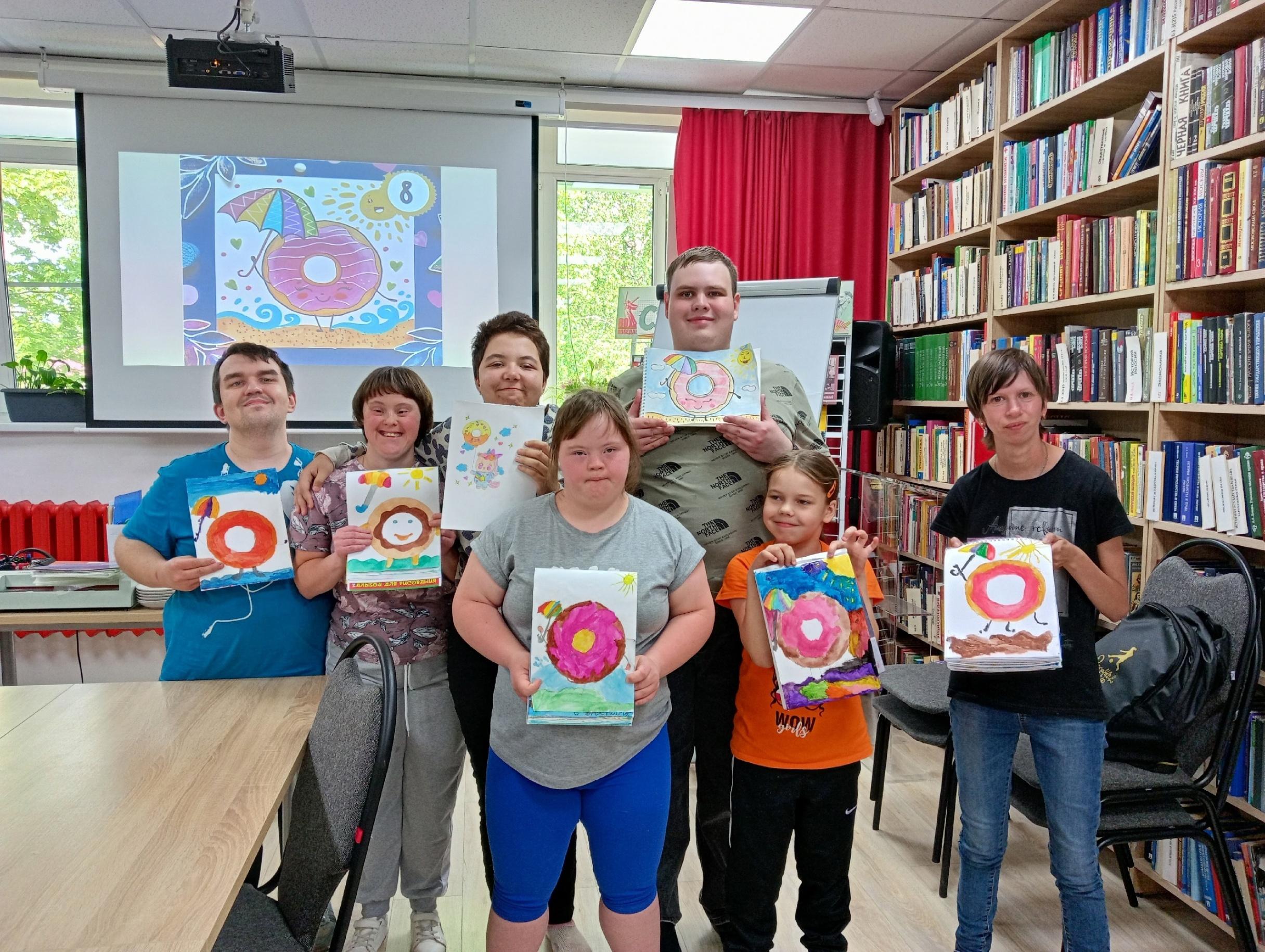 Занятия студии «Я-художник»