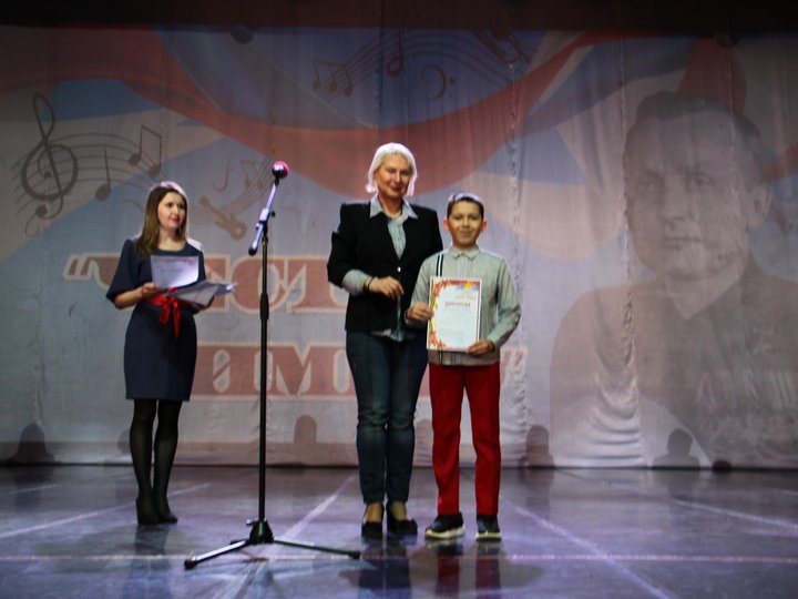 Прием заявок на Межрегиональный фестиваль–конкурс патриотической песни «Честь имею!»