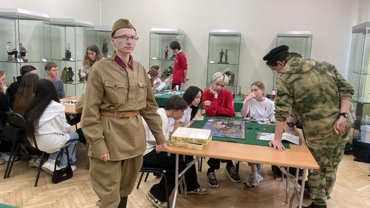 Настольные военно-стратегические игры «Настольный фронт»