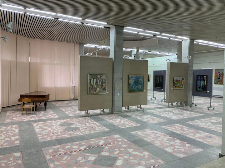 Экспозиция Сосновоборского музея современного искусства