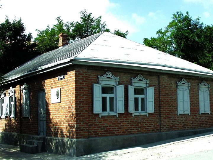 Экспозиция «Дом-музей писателя Н. Островского»