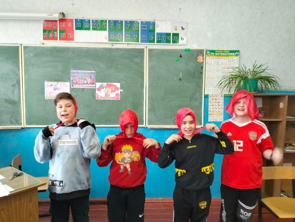 Развлекательная программа «Шутки - шутками»