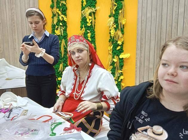 Вечер за чашкой чая.