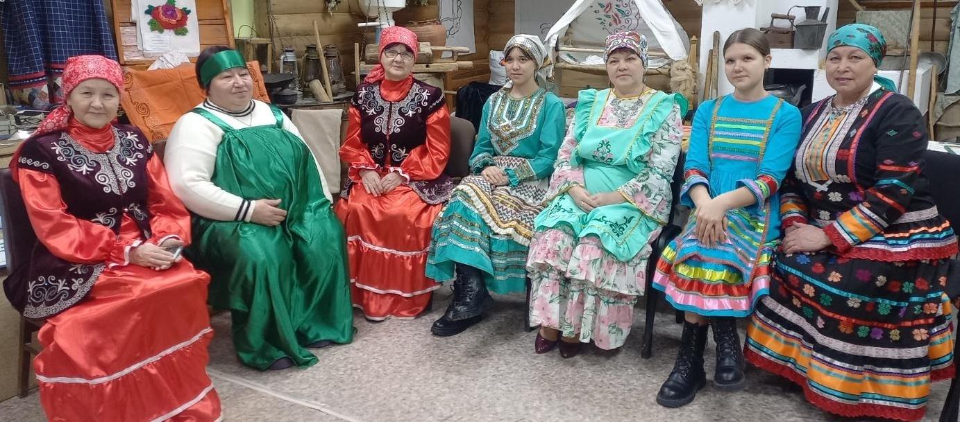 «Наряд,в котором живет история»