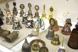 Выставка «Поет, звенит, говорит...»