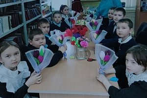 «Букет для любимых мам»