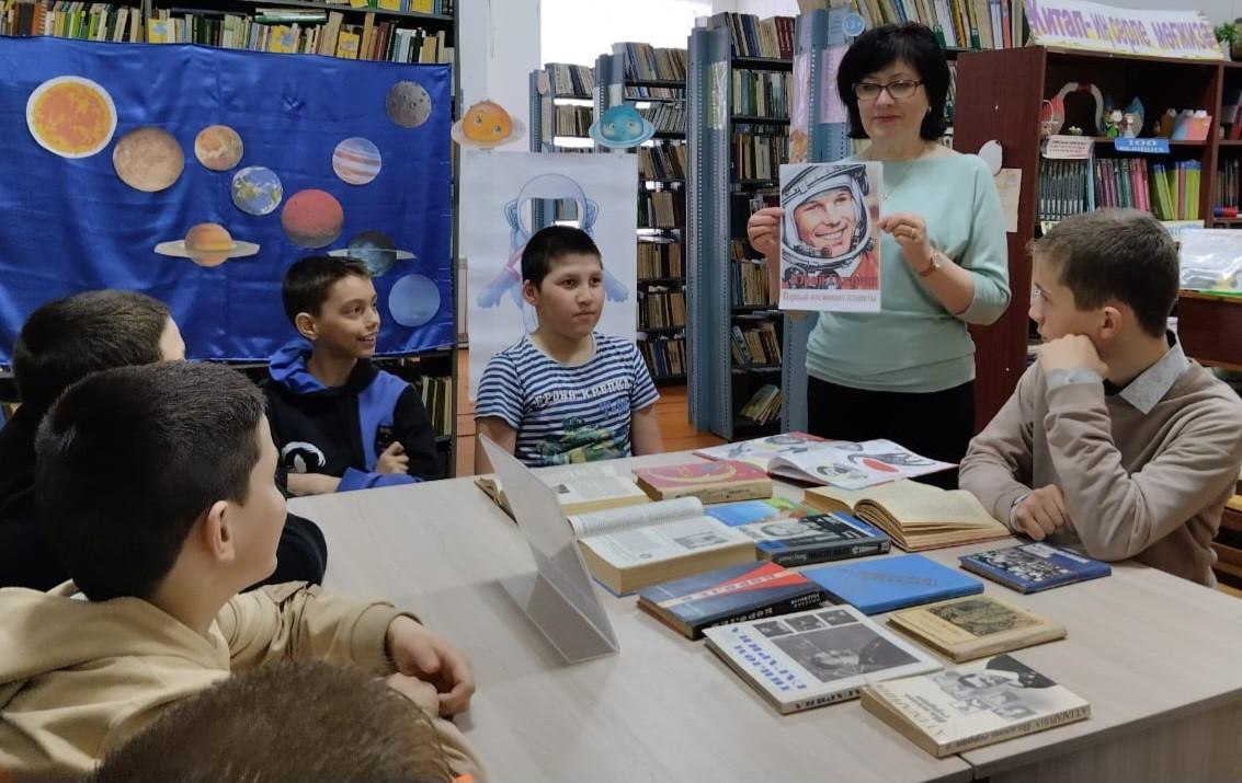 Час информации «Знаете, каким он парнем был...»