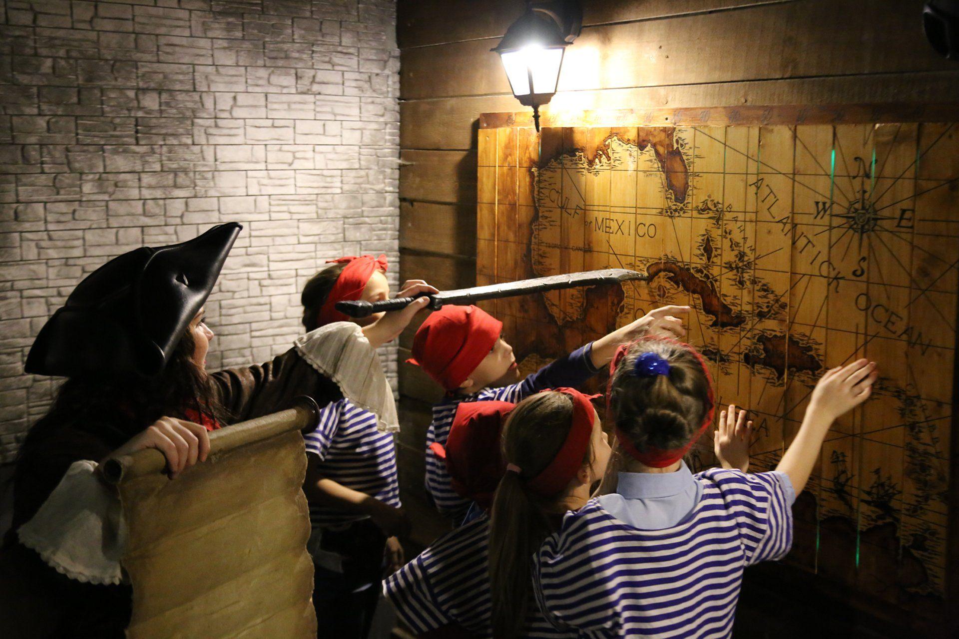 Пиратская квест игра. Детский квест остров сокровищ. Квест в пиратском стиле. Квест пираты для детей. Пиратский квест для детей.
