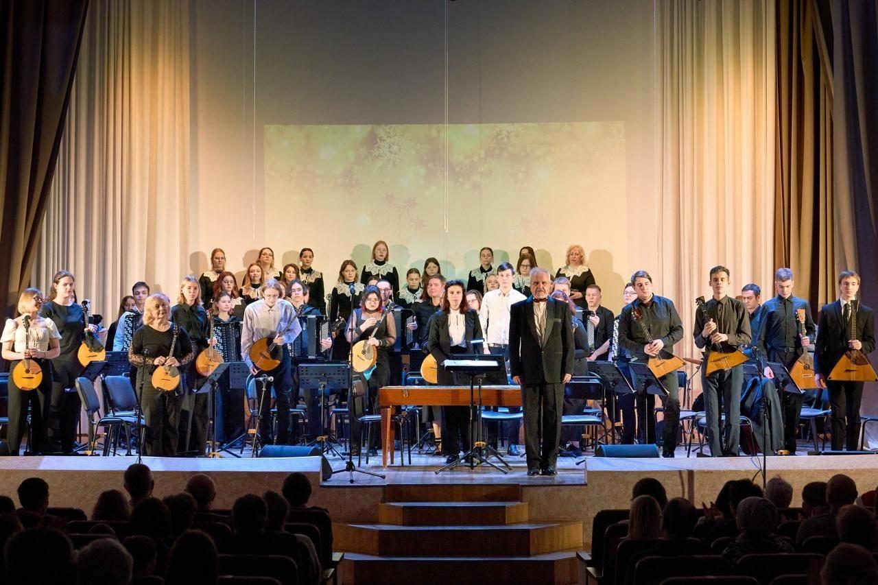 Концерт «Когда часы 12 бьют»