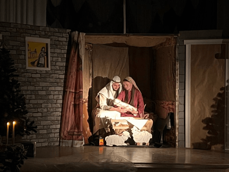 Концерт-лекция «Рождественские истории»