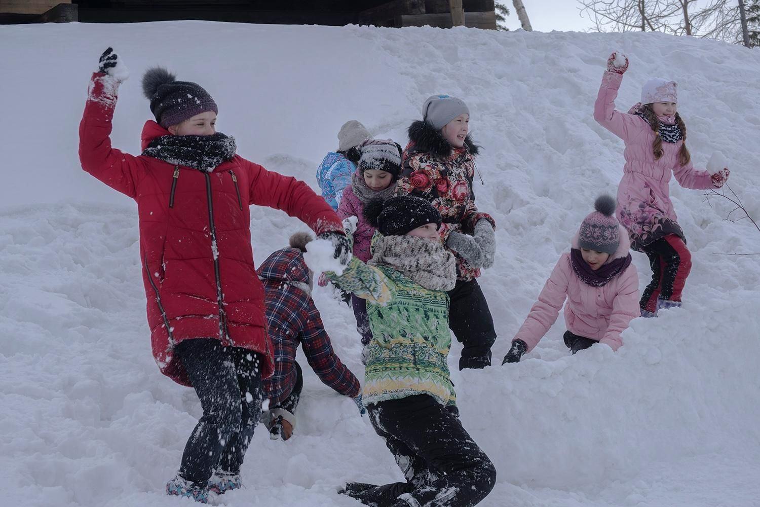 Игровая программа «Сказочное путешествие по ледяной планете»
