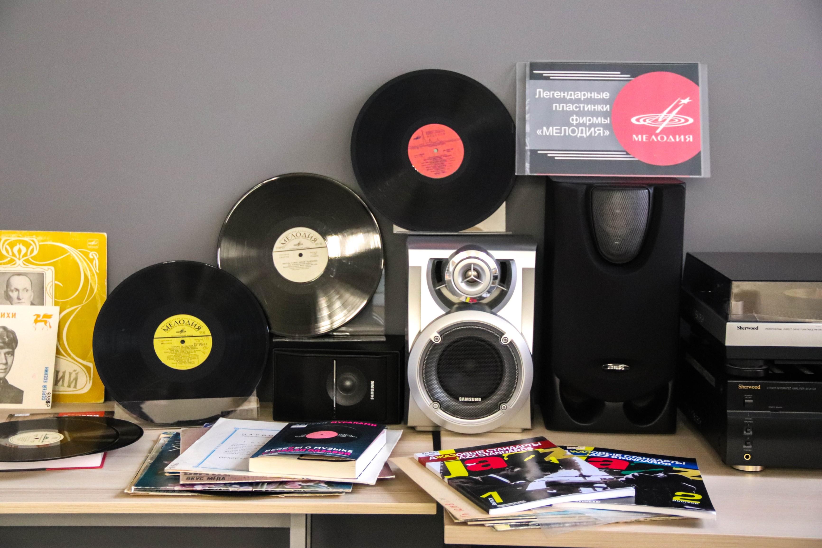 Программа «Литературно-музыкальный салон в Научке»