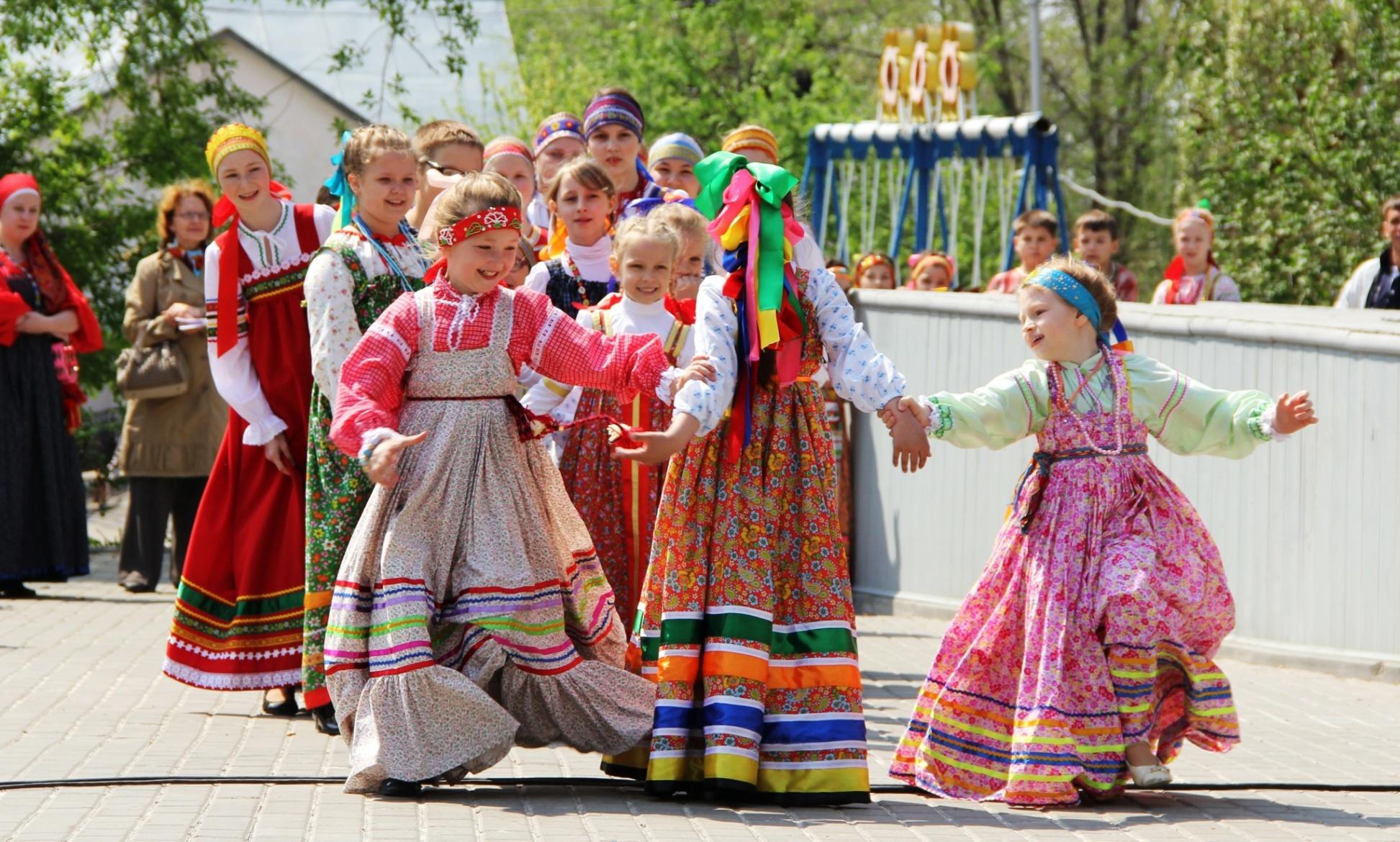Народное гуляние «Привет, сосед!»