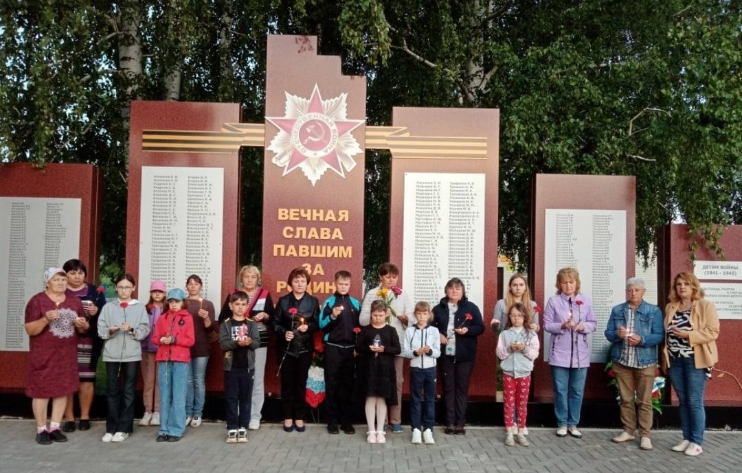 День памяти и скорби «Не могут эти дни забыться»–акция. Свеча памяти