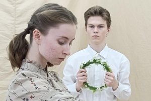 Спектакль «Не покидай меня»