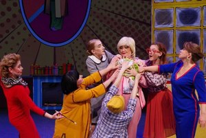 Спектакль «Восемь любящих женщин»