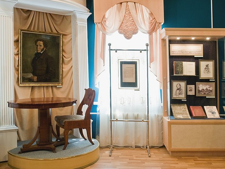 Выставка «Дом русской литературы ХХ века»