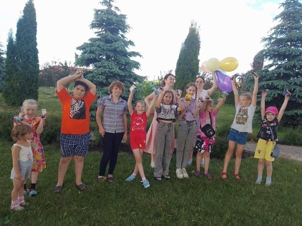 Развлекательная программа «На солнечной полянке»