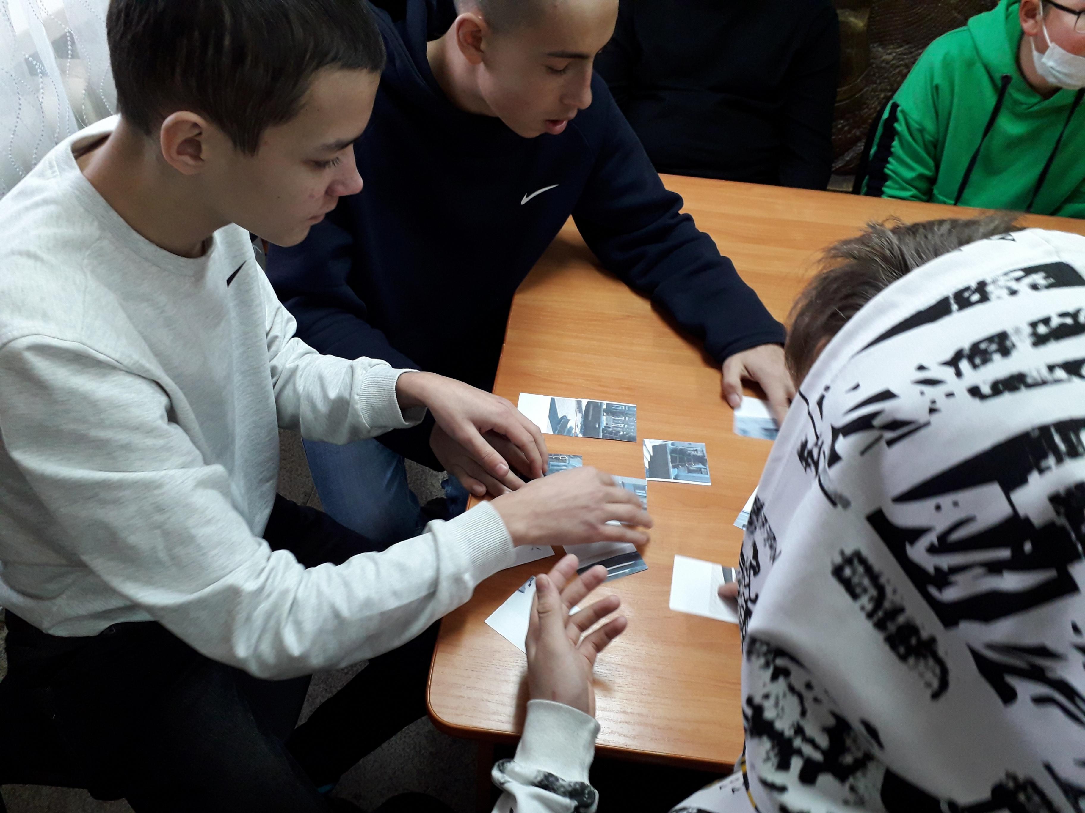 Программа «Наука за страницами вашего учебника»