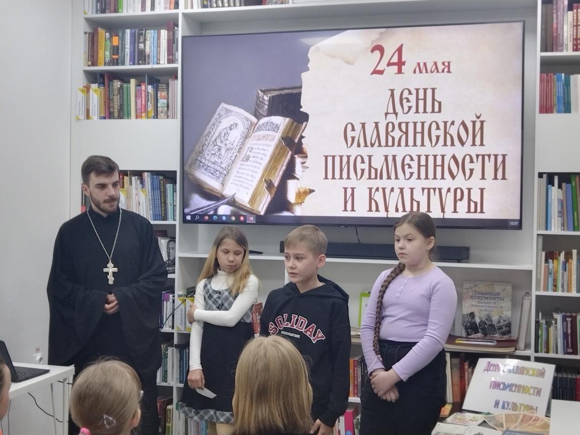 Познавательный час «Слов русских золотая россыпь»
