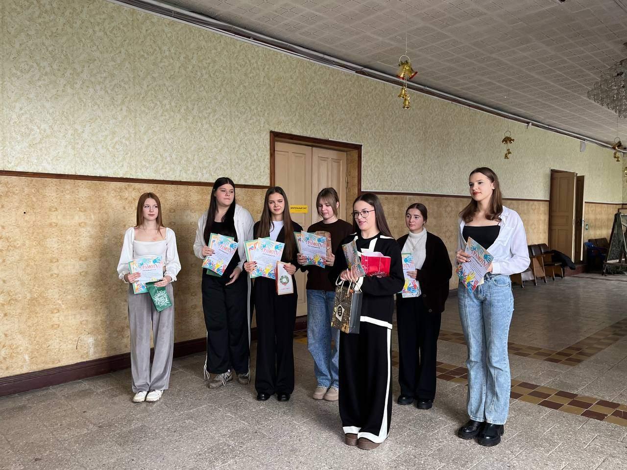 Командная игра «Тайны и открытия русского языка»