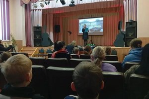 Информационный час «Народов много – страна одна»