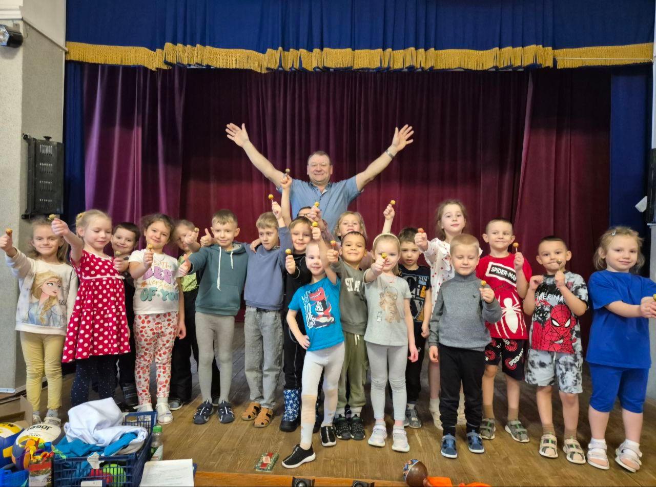 Игровая программа «День брата и сестры»