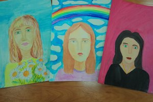 Выставка детских работ «Моя мама лучше всех»